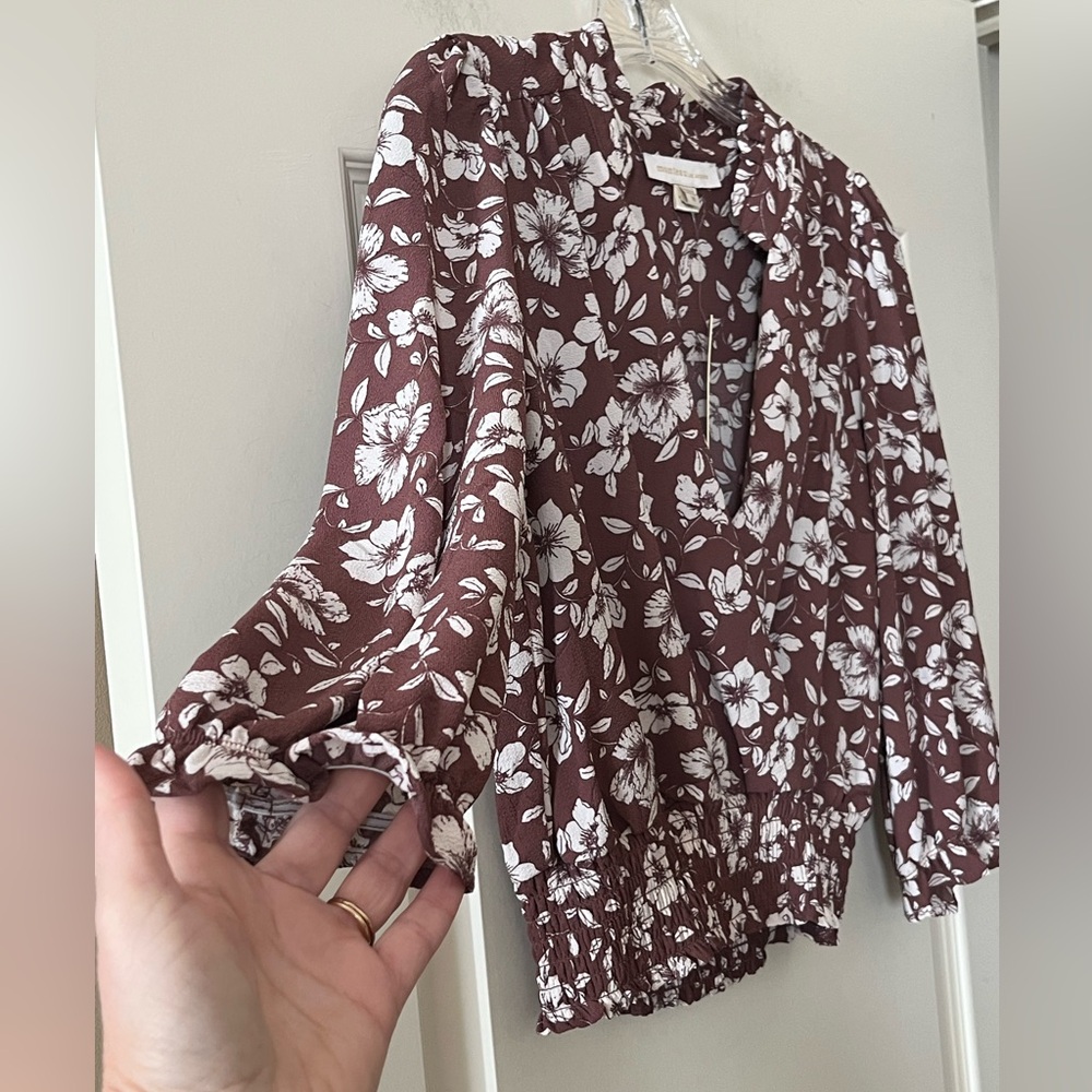 New! Monteau Floral Wrap Blouse Elastic Waist Women’s Size Medium - Picture 9 of 16